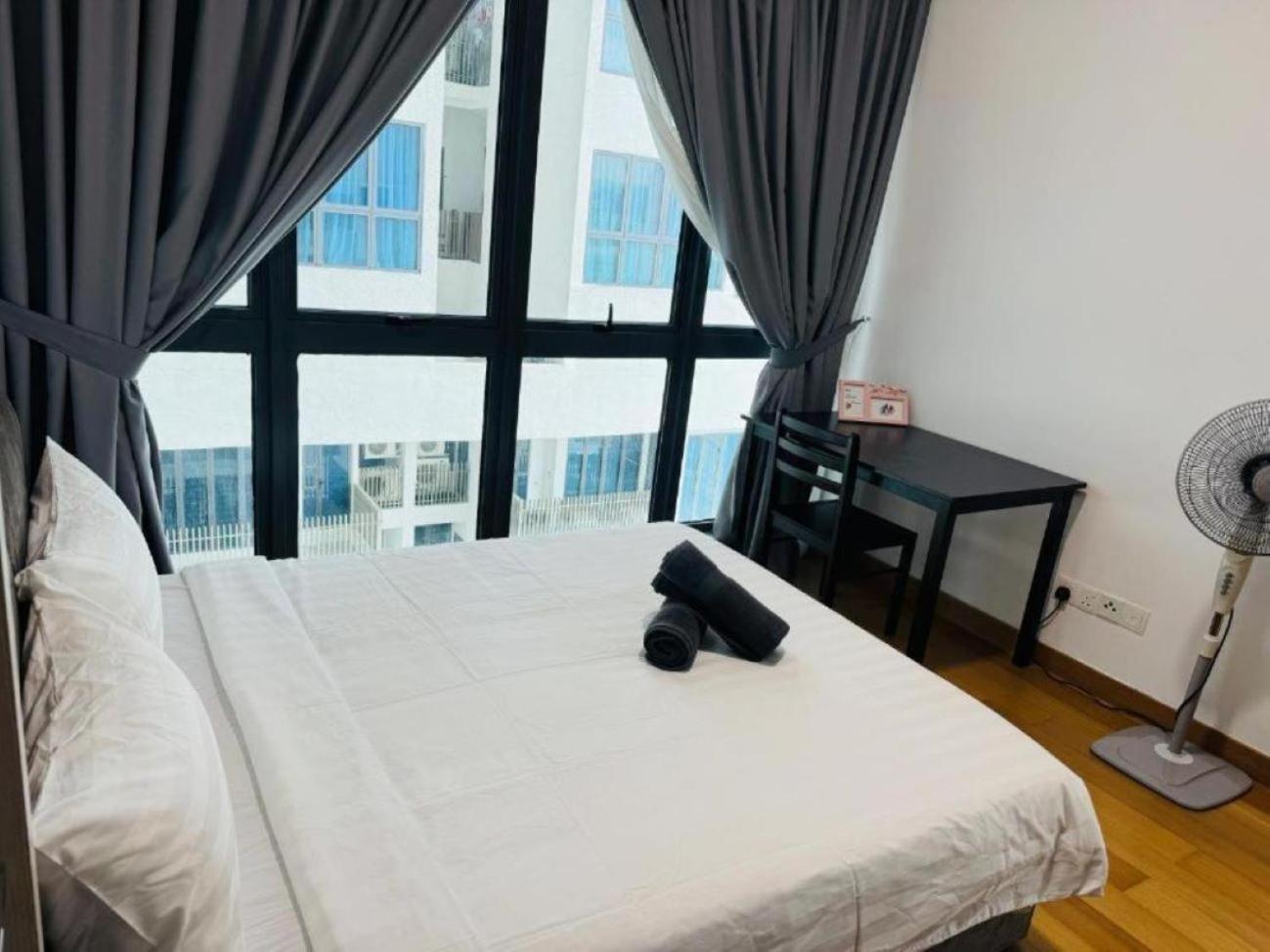 Appartement The Luxe Colony Klcc By Sky Pool à Kuala Lumpur Extérieur photo