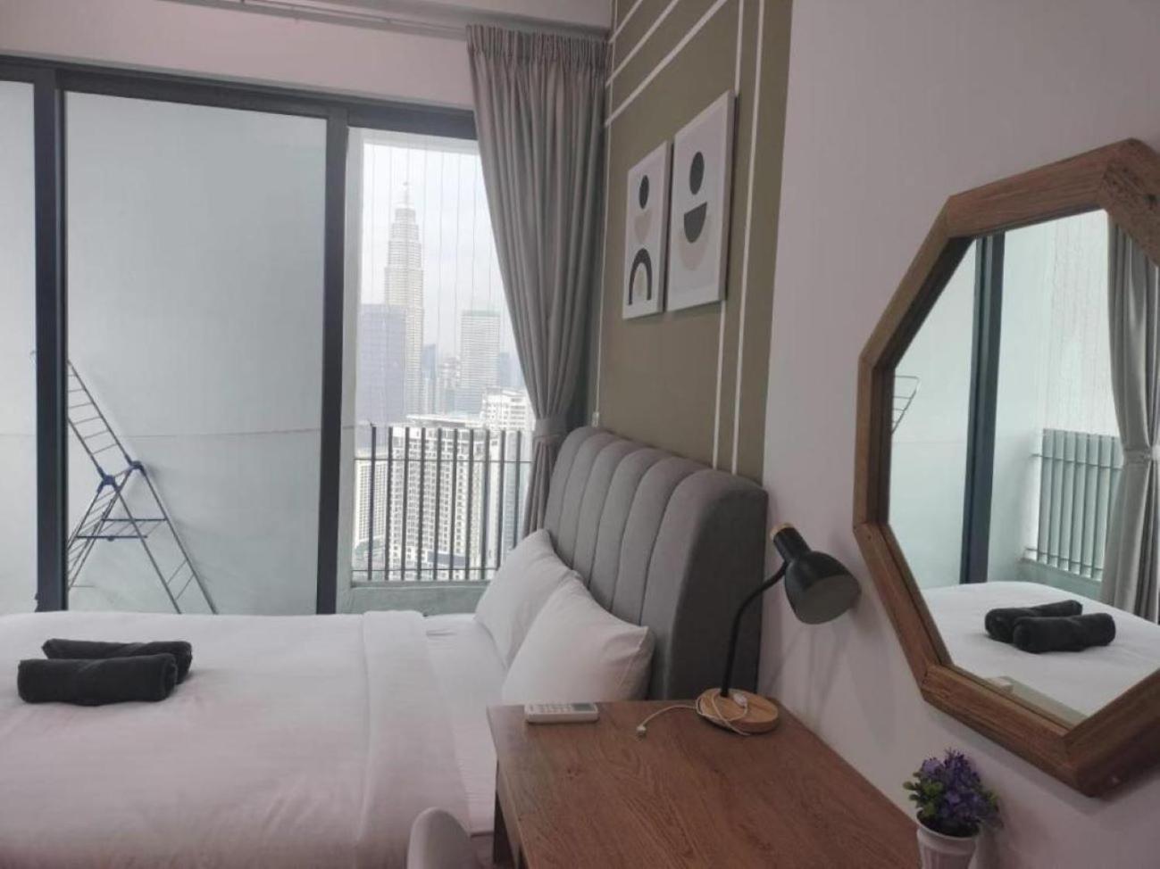 Appartement The Luxe Colony Klcc By Sky Pool à Kuala Lumpur Extérieur photo