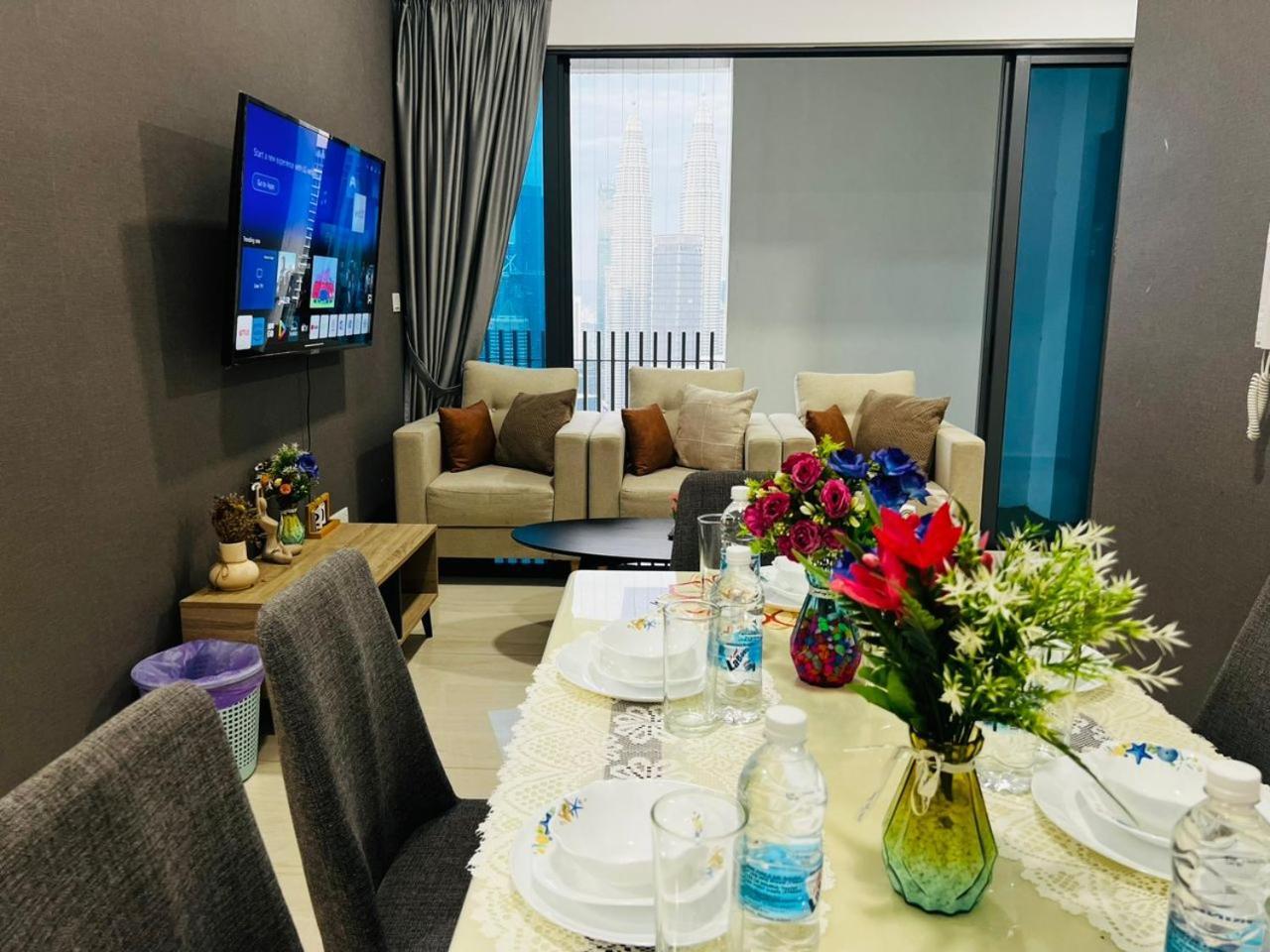 Appartement The Luxe Colony Klcc By Sky Pool à Kuala Lumpur Extérieur photo