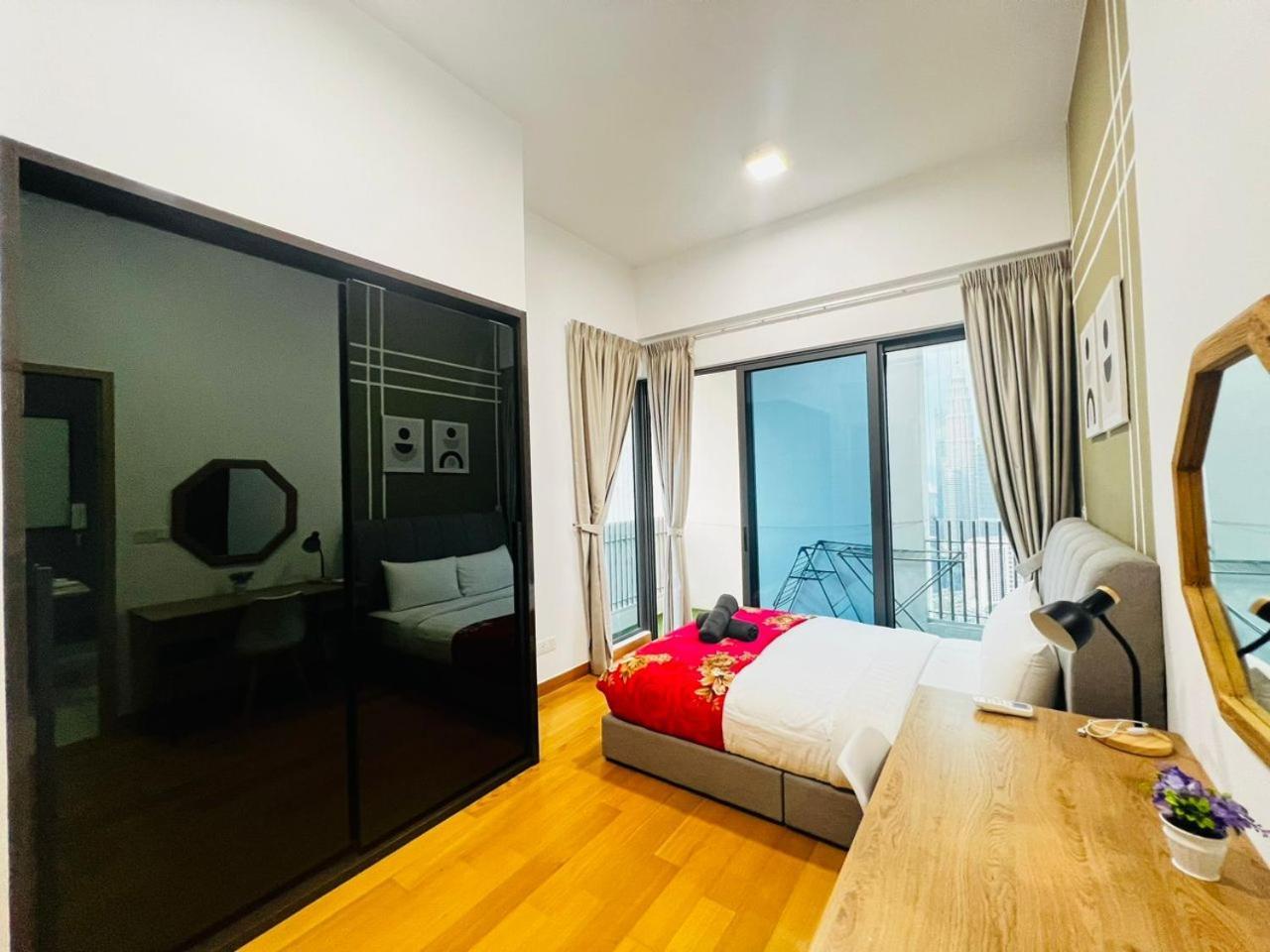 Appartement The Luxe Colony Klcc By Sky Pool à Kuala Lumpur Extérieur photo