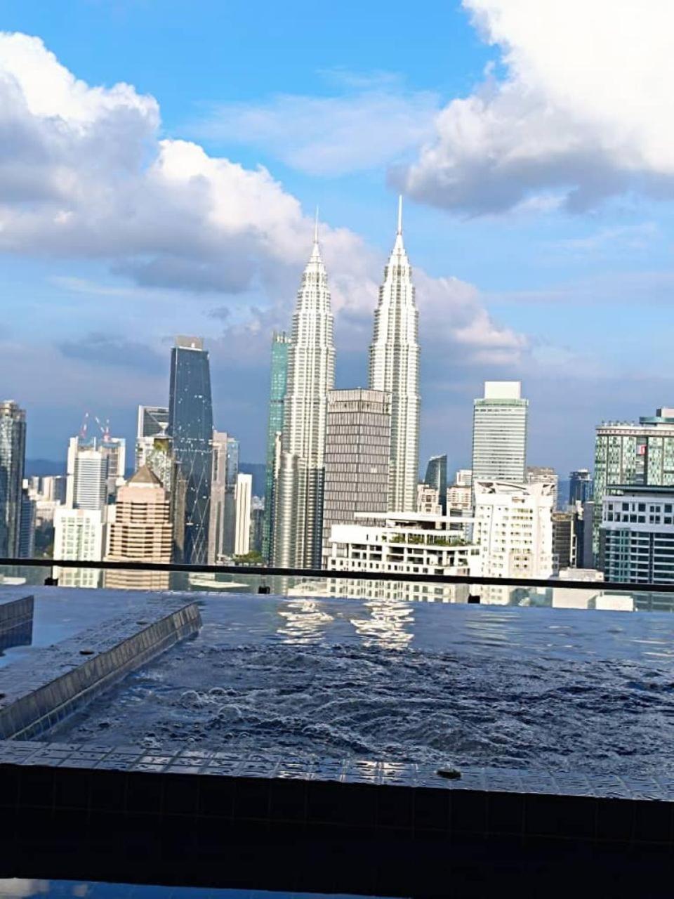 Appartement The Luxe Colony Klcc By Sky Pool à Kuala Lumpur Extérieur photo