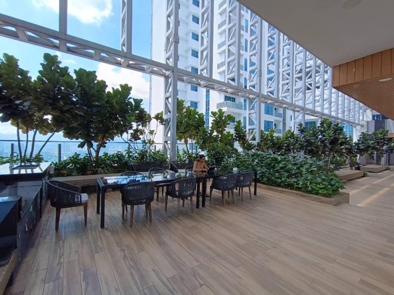Appartement The Luxe Colony Klcc By Sky Pool à Kuala Lumpur Extérieur photo