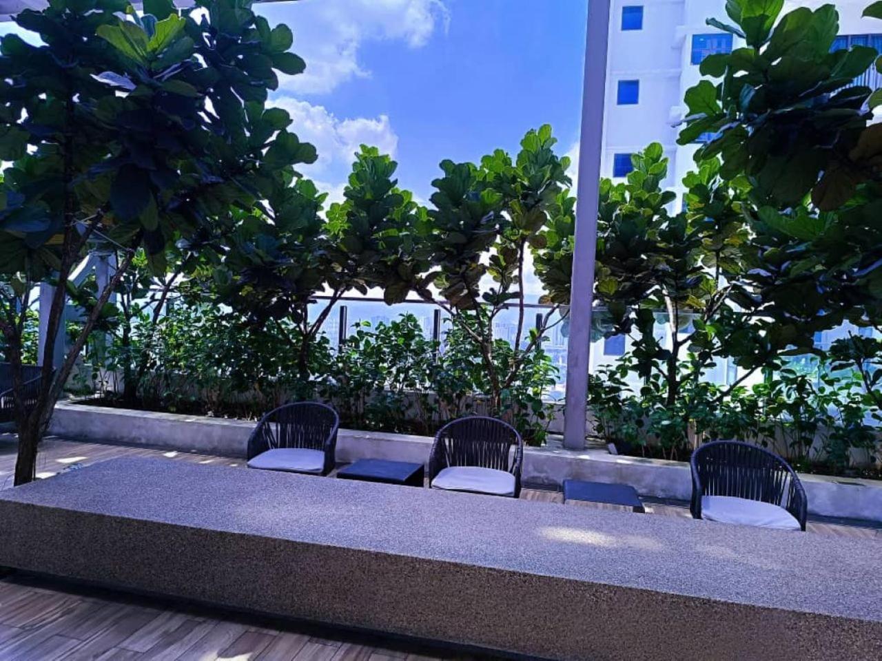 Appartement The Luxe Colony Klcc By Sky Pool à Kuala Lumpur Extérieur photo